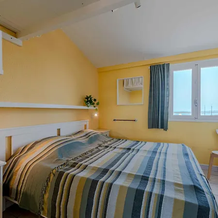 Apartment Palmyra-3 By Interhome *
